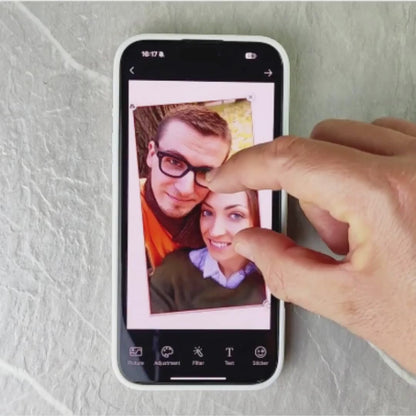 MySnapCase™: The E-Ink Case That Displays Your Memories